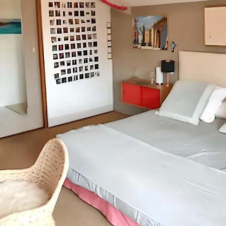 Maison D'exception A Arbonne, Piscine Privee Saisonniere. ארבון