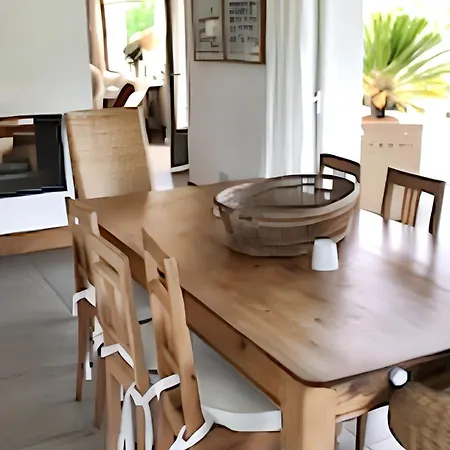 Holiday home Maison D'exception A Arbonne, Piscine Privee Saisonniere. *