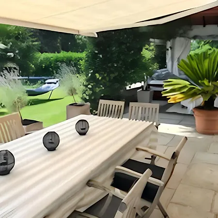 Maison D'exception A Arbonne, Piscine Privee Saisonniere. *