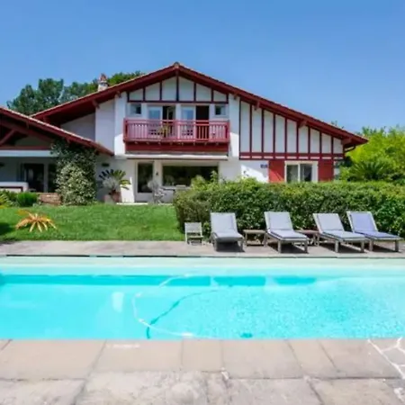 Maison D'exception A Arbonne, Piscine Privee Saisonniere. Dom wakacyjny *