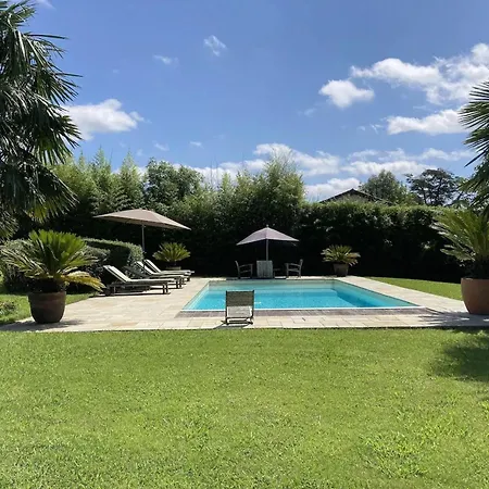 Maison D'exception A Arbonne, Piscine Privee Saisonniere. Arbonne