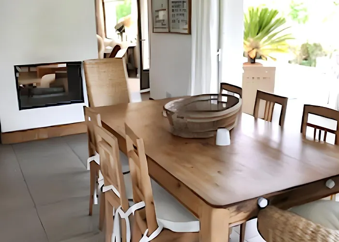 Сasa de vacaciones Maison D'exception à Arbonne, Piscine Privée Saisonnière. *