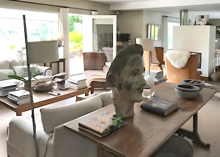 Maison D'exception à Arbonne, Piscine Privée Saisonnière.