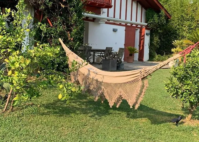 Сasa de vacaciones Maison D'exception à Arbonne, Piscine Privée Saisonnière. Arbonne